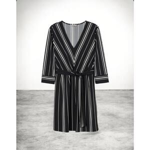 #419 - H&M Plus Size Women's Dress